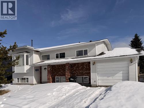 5 MUNRO CRESCENT  Mackenzie, BC V0J 2C0