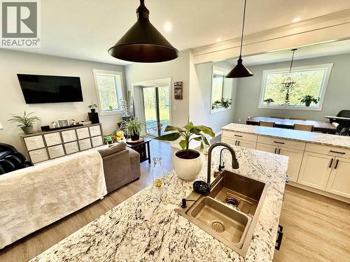 24151 River Road, Smithers, BC - Indoor