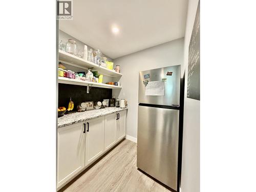 24151 River Road, Smithers, BC - Indoor