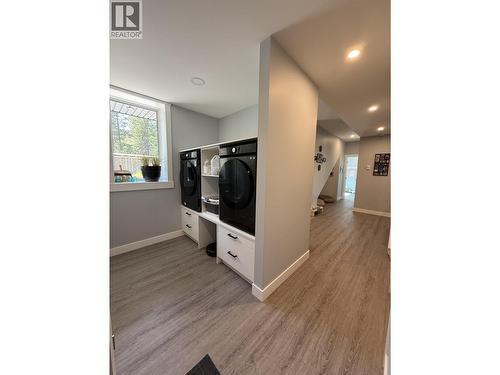 24151 River Road, Smithers, BC - Indoor