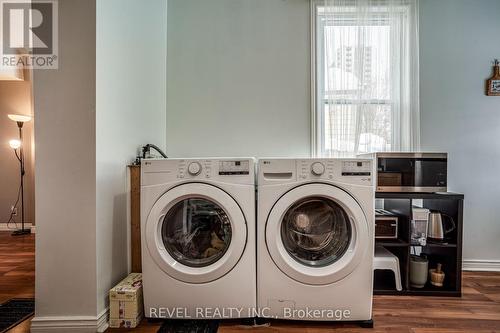 51 Tisdale Street N, Hamilton, ON - Indoor Photo Showing Laundry Room