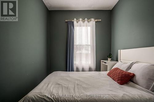 51 Tisdale Street N, Hamilton, ON - Indoor Photo Showing Bedroom