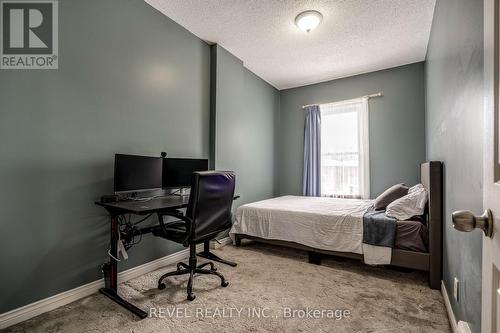 51 Tisdale Street N, Hamilton, ON - Indoor Photo Showing Bedroom