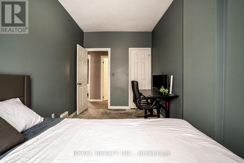 51 Tisdale Street N, Hamilton, ON - Indoor Photo Showing Bedroom
