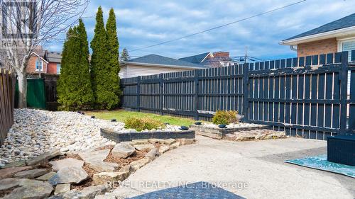 51 Tisdale Street N, Hamilton, ON - Outdoor