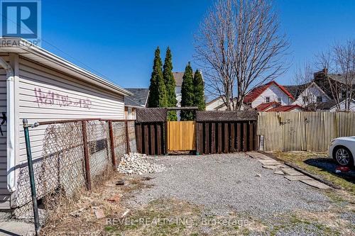 51 Tisdale Street N, Hamilton, ON - Outdoor