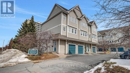 3 - 825 GRENON AVENUE  Ottawa, ON K2B 6G1
