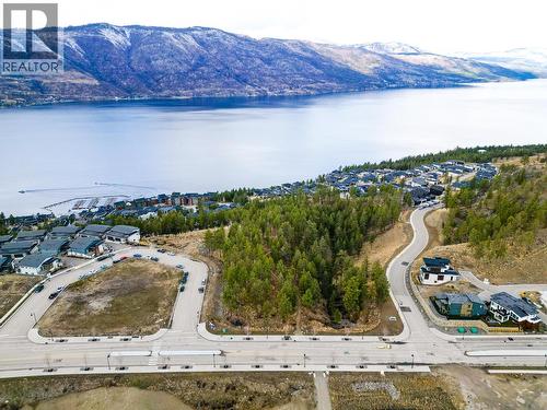 1810 Hilltop Crescent, Kelowna, BC 