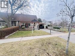 56 EASTVALE Place  Hamilton, ON L8H 1P1