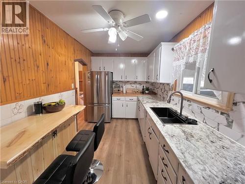 56 Eastvale Place, Hamilton, ON - Indoor Photo Showing Kitchen With Double Sink
