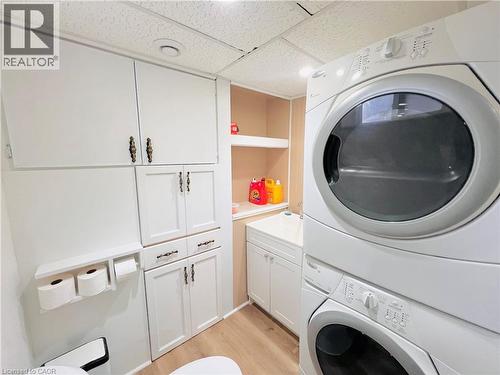 56 Eastvale Place, Hamilton, ON - Indoor Photo Showing Laundry Room