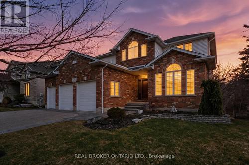 20 Cottonwood Crescent, Cambridge, ON - Outdoor