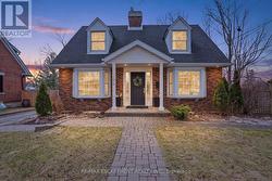 106 LAUREL STREET  Waterloo, ON N3H 3Y4