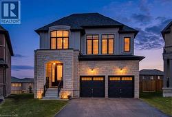 125 PRINCE CHARLES Crescent Woodstock, ON N4T 0N1