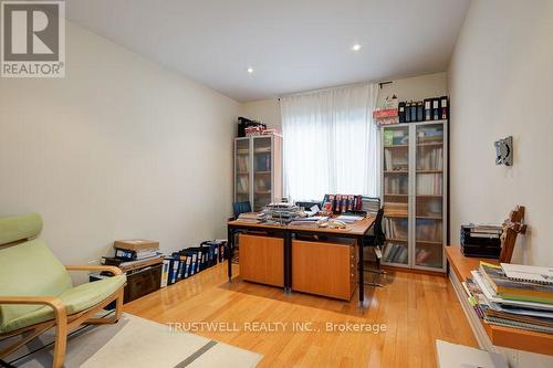 8 Ridgley Court, Richmond Hill, ON - Indoor Photo Showing Office