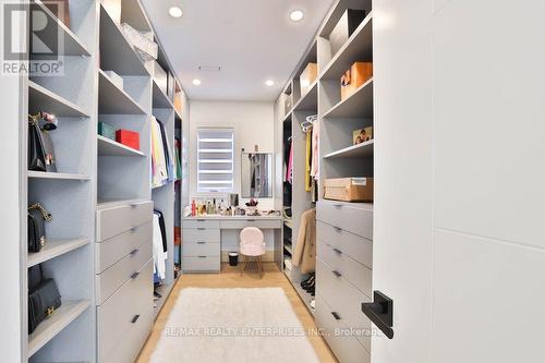 1438 Garnet Avenue, Mississauga, ON - Indoor