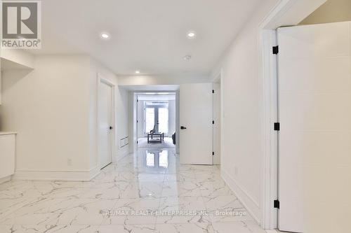 1438 Garnet Avenue, Mississauga, ON - Indoor Photo Showing Other Room