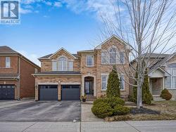 208 MARIA ANTONIA ROAD Vaughan, ON L4H 2Z4