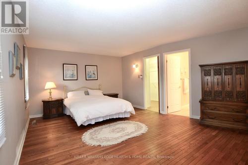 3400 Cedar Springs Road, Burlington, ON - Indoor Photo Showing Bedroom