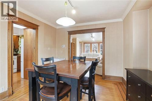 88 Cline Avenue N, Hamilton, ON - Indoor Photo Showing Dining Room