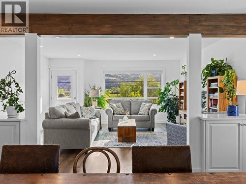 7207 Tucelnuit Drive, Oliver, BC - Indoor