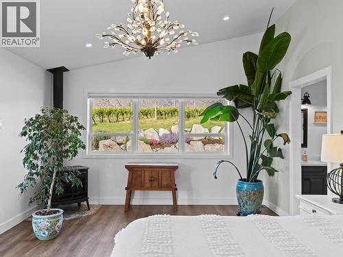 7207 Tucelnuit Drive, Oliver, BC - Indoor Photo Showing Bedroom