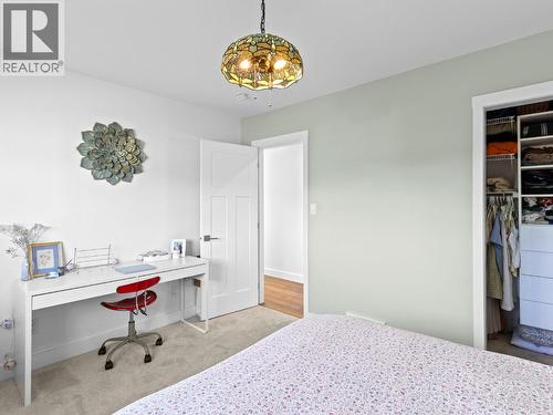 7207 Tucelnuit Drive, Oliver, BC - Indoor
