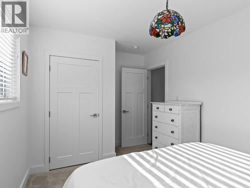 7207 Tucelnuit Drive, Oliver, BC - Indoor Photo Showing Bedroom
