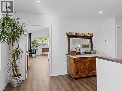 7207 Tucelnuit Drive, Oliver, BC - Indoor Photo Showing Other Room