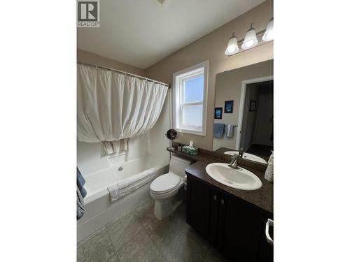 4 Reserve Road, Fort Nelson, BC - Indoor Photo Showing Bathroom