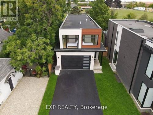 768 MONTBECK CRESCENT  Mississauga, ON L5G 1P3