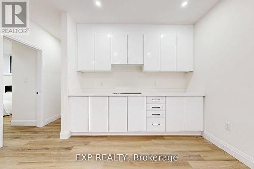 768 Montbeck Crescent, Mississauga, ON - Indoor Photo Showing Other Room