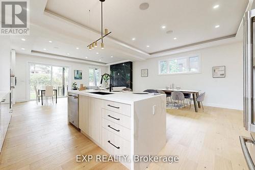 768 Montbeck Crescent, Mississauga, ON - Indoor Photo Showing Other Room