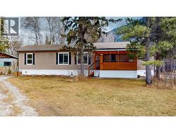 4747 Willow Avenue Canal Flats, BC V0B 1B0