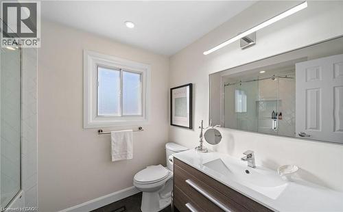 Bathroom featuring vanity and an enclosed shower - 1550 Woodeden Drive, Mississauga, ON - Indoor Photo Showing Bathroom
