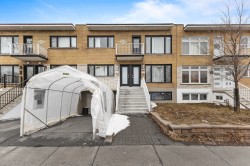 8325  - 8327 Boul. de Châteauneuf Montréal (Anjou), QC H1K 1E6