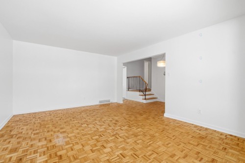 Salon - 6350 Rue Bourget, Brossard, QC - Indoor Photo Showing Other Room