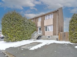 520 Rue Robert  Marieville, QC J3M 1A1