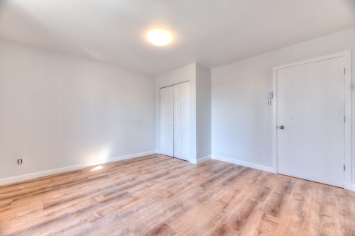 Chambre à coucher - 12295 Rue Valmont, Montréal (Ahuntsic-Cartierville), QC - Indoor Photo Showing Other Room