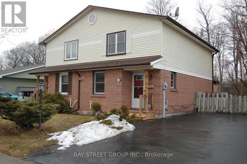 1122 CENTRAL PARK BOULEVARD N  Oshawa, ON L1G 7G8