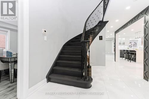 212 Wedgewood Drive, Cambridge, ON - Indoor Photo Showing Other Room