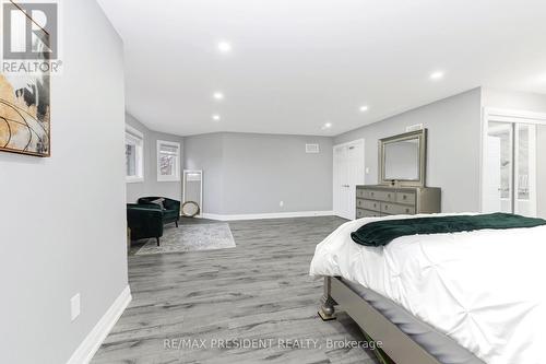 212 Wedgewood Drive, Cambridge, ON - Indoor Photo Showing Bedroom