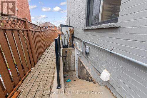 212 Wedgewood Drive, Cambridge, ON - Outdoor With Exterior