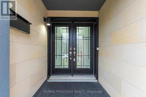 212 Wedgewood Drive, Cambridge, ON - Outdoor With Exterior