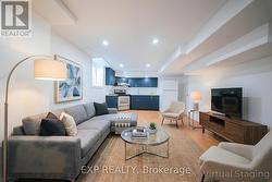 BSMT - 45 HEMINGFORD PLACE Whitby, ON L1R 1E7