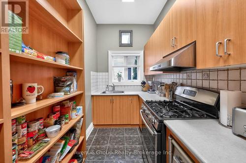 7 Longview Crescent, Vaughan, ON - Indoor Photo Showing Kitchen