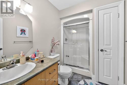 7 Longview Crescent, Vaughan, ON - Indoor Photo Showing Bathroom
