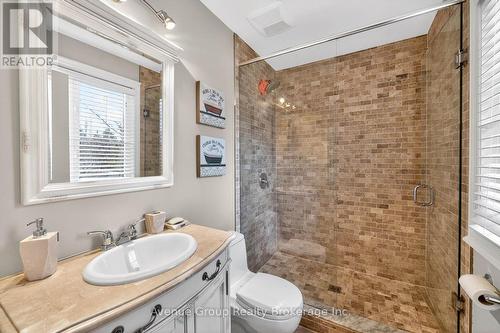7 Longview Crescent, Vaughan, ON - Indoor Photo Showing Bathroom
