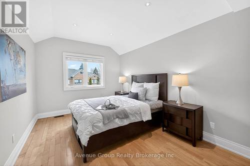 7 Longview Crescent, Vaughan, ON - Indoor Photo Showing Bedroom