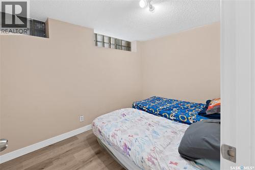 212 W Avenue S, Saskatoon, SK - Indoor Photo Showing Bedroom
